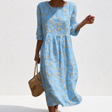 Amélie - Casual Women's Dress with Floral Patterns.