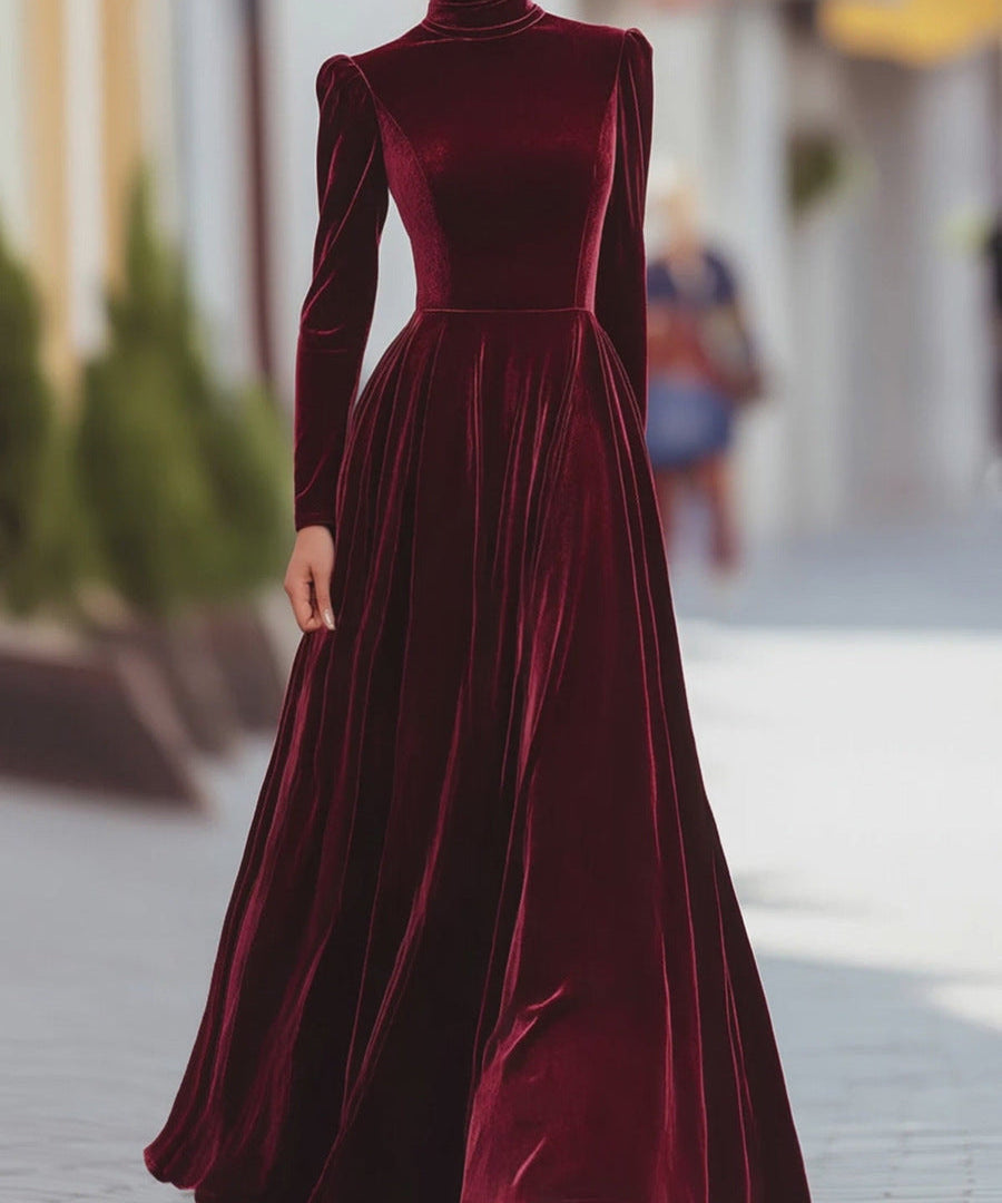 Éléonore | Maxi Dress in Velvet with High Neck